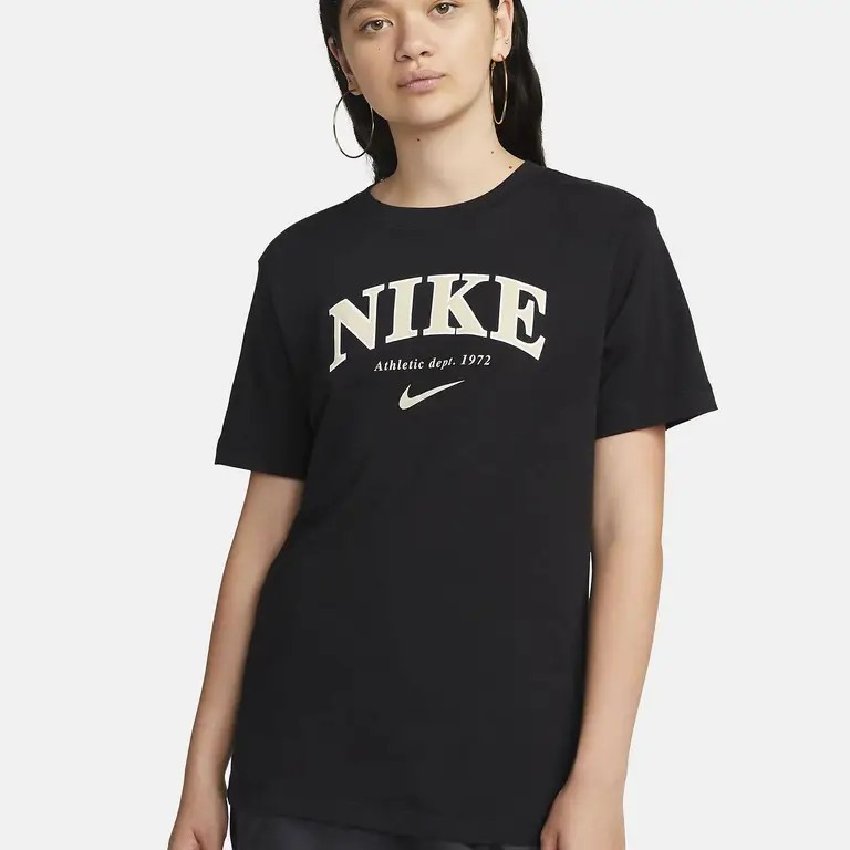 Nike T-Shirt
