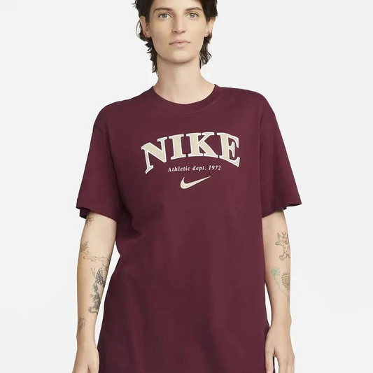Nike T-Shirt